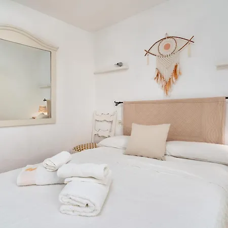 Casa Victoria G * Nerja